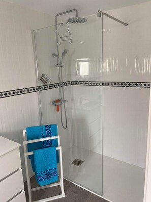 Douche, shampoing