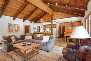 House, Multiple Beds, Hot Tub | Living room | 40-inch TV with digital channels, fireplace - Woodland Getaway (Tahoe City)