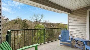 Condo, Multiple Beds, Kitchen, Garden View (Valley View Retreat) | Property grounds