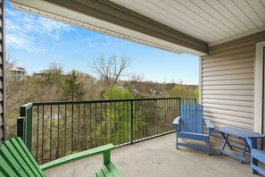Condo, Multiple Beds, Kitchen, Garden View (Valley View Retreat) | Property grounds