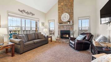 Townhome, Multiple Beds, Balcony, Golf View (The Gathering Place ) | Living area | 42-inch flat-screen TV with digital channels