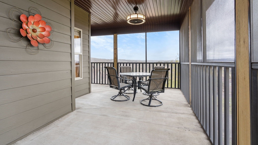 The Gathering Place - Minutes to 61-acre Theme Park