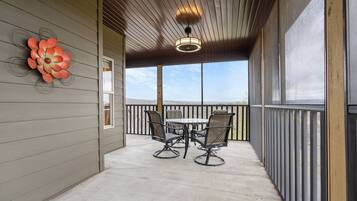 Townhome, Multiple Beds, Balcony, Golf View (The Gathering Place ) | Outdoor dining