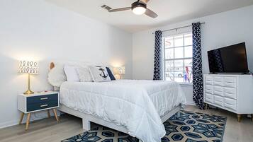 House, Multiple Beds, Kitchen | 3 bedrooms, bed sheets