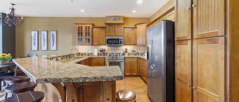 Condo, Multiple Beds, Balcony (Taneycomo Retreat) | Private kitchen | Coffee/tea maker