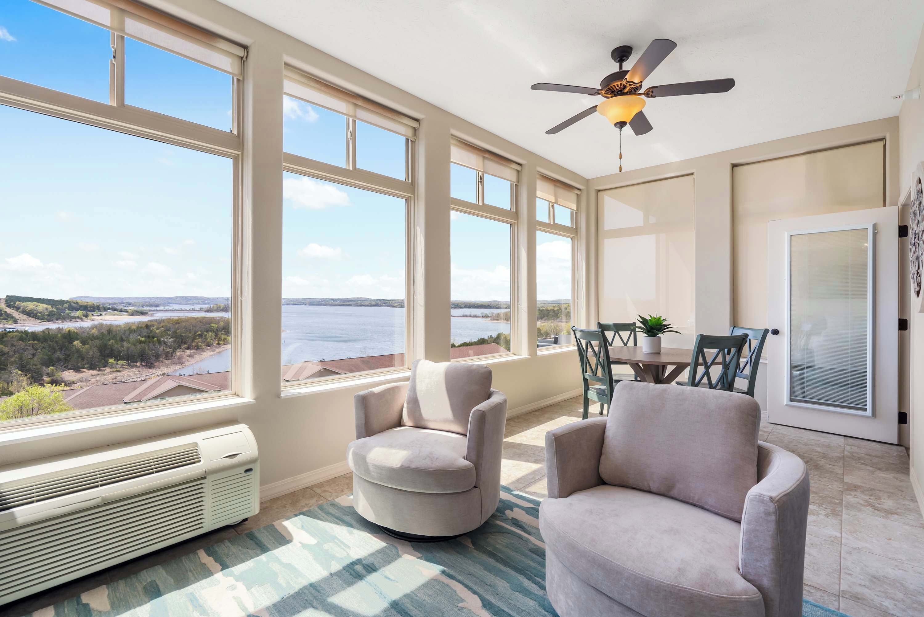 Condo, Multiple Beds, Balcony (Table Rock Overlook) | Living area | 42-inch flat-screen TV with digital channels