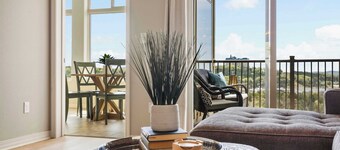 Table Rock Overlook - Spend Your Days on the Lake!