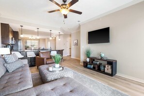 Condo, Multiple Beds, Balcony (Table Rock Overlook) | Living area | 42-inch flat-screen TV with digital channels