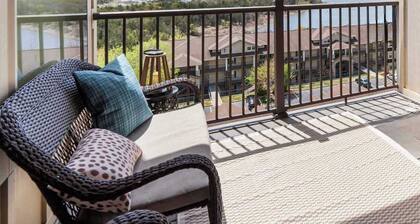 Table Rock Overlook - Spend Your Days on the Lake!