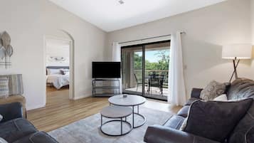 Condo, Multiple Beds, Balcony, Garden View (Skyline View at the Foothills) | Living area | 42-inch flat-screen TV with digital channels