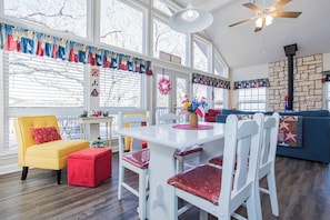Dining - Pet Friendly Retreat on Lake Lbj! (Burnet)