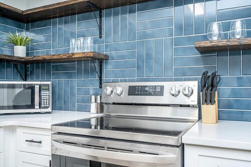 Entire Home in Norcross, Newly Upgraded