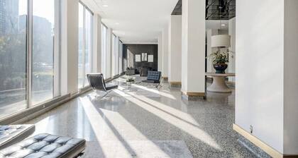 Upgraded Historic Condo Near ATL Attractions