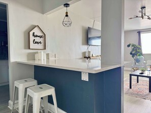 Interior - Upgraded 2BR Apartment in Historic ATL (Atlanta)