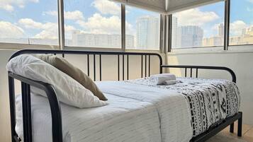 1 soverom, skrivebord, strykejern/-brett og wi-fi