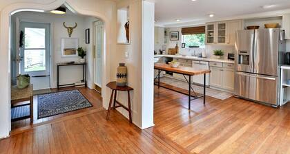 Catskill Country House w/ Hot Tub Near Hiking