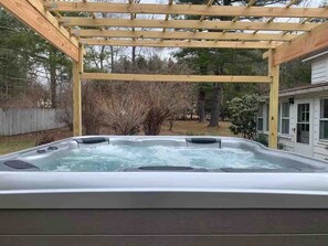 Outdoor spa tub - Catskill Country House w/ Hot Tub Near Hiking (Mount Tremper)