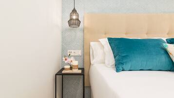 2 dormitorios, tabla de planchar con plancha, Internet y ropa de cama