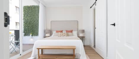 4 Schlafzimmer, Bügeleisen/Bügelbrett, Internetzugang, Bettwäsche