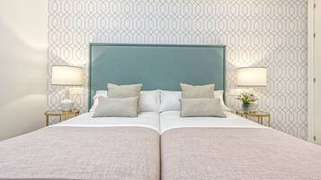 2 slaapkamers, een strijkplank/strijkijzer, internet, beddengoed