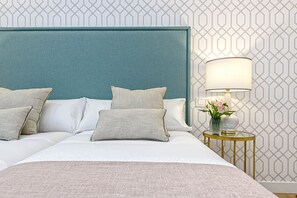 2 habitaciones, tabla de planchar con plancha, internet y ropa de cama 