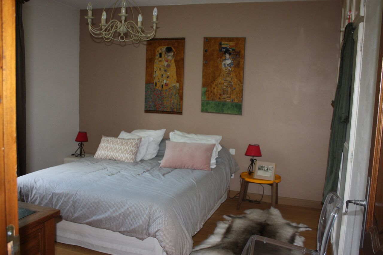 4 slaapkamers, een strijkplank/strijkijzer, gratis wifi