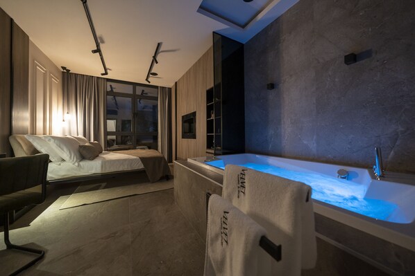 Exclusive Double Room | Minibar, in-room safe, individually decorated, individually furnished - Velvet rooms & more (Zadar)