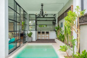 Loft, 2 grands lits | Piscine