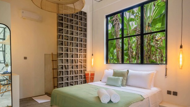 Unclassified image, 1 of 29, button - 4 Bedrooms Loft in the Heart of Canggu (Canggu)