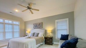 House, Multiple Beds, Kitchen | 3 bedrooms, WiFi (free), bed sheets - The Warren Place (Nashville)