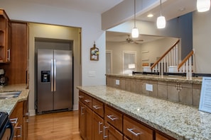 House, Multiple Beds, Kitchen | Private kitchen | Fridge, microwave, oven, stovetop