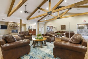 Condo, Multiple Beds, Balcony, Golf View | Living room | 40-inch TV with digital channels - Luu Luu's Vacation Home (Branson)