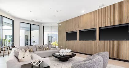 Landing Tampa Westshore