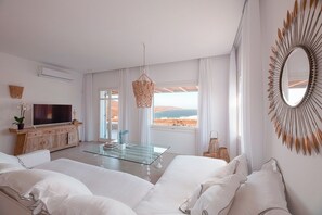 7 bedrooms, desk, iron/ironing board, free WiFi