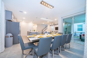 Dining - AN1969  6/4.5 Private Pool & Jaccuzi & Free Waterpark (Kissimmee)