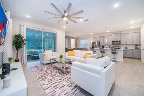 TV - AN1969  6/4.5 Private Pool & Jaccuzi & Free Waterpark (Kissimmee)