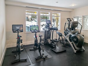 Fitness facility - Beautiful resort condo with golf course views (Thornton)