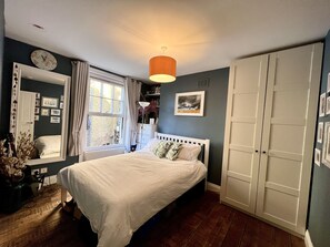 1 Schlafzimmer, Schreibtisch, Bügeleisen/Bügelbrett, kostenloses WLAN