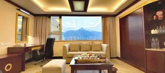 Fuchun Hotel