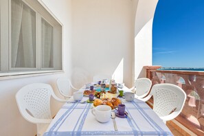 Outdoor dining - Residence Bellavista - App6 PP Fronte Mare (Torre Lapillo)
