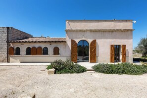 Exterior - Masseria Marchese by Perle di Puglia (Montesano)
