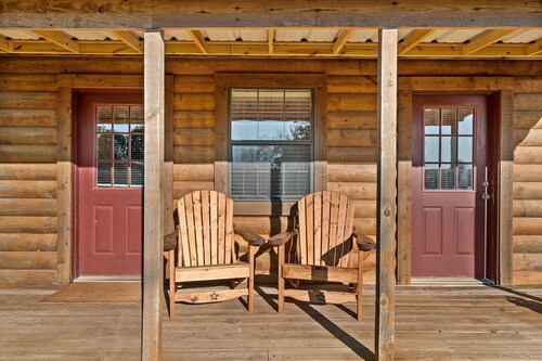 Secluded Cabin 10 Minutes to Waco