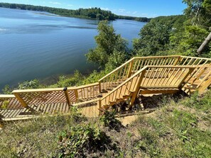 Property grounds - Tranquility on Rogers Pond (Stanwood)