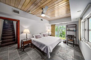 5 makuuhuonetta, silitysrauta/-lauta, ilmainen Wi-Fi, vuodevaatteet