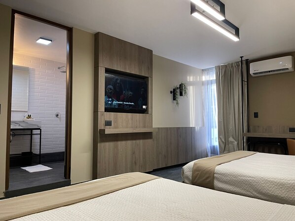 1 bedroom, premium bedding, down duvets, memory-foam beds - Exclusive 409 (Aguascalientes)