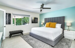 5 bedrooms, desk, iron/ironing board, free WiFi