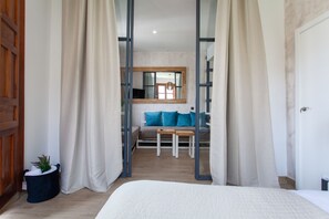 1 chambre, fer et planche à repasser, Wi-Fi gratuit, draps fournis