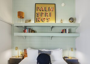 3 bedrooms, iron/ironing board, free WiFi, bed sheets - Stylish Boho Treasure - A Ryson Property (Palm Springs)
