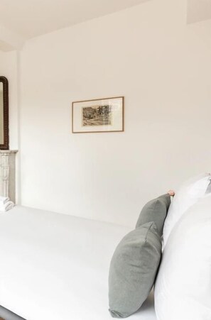 1 chambre, lit parapluie, Wi-Fi, draps fournis