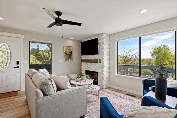 Fireplace - NEW! North End Boise Golden Treehouse 🌲 🏡 (Boise)